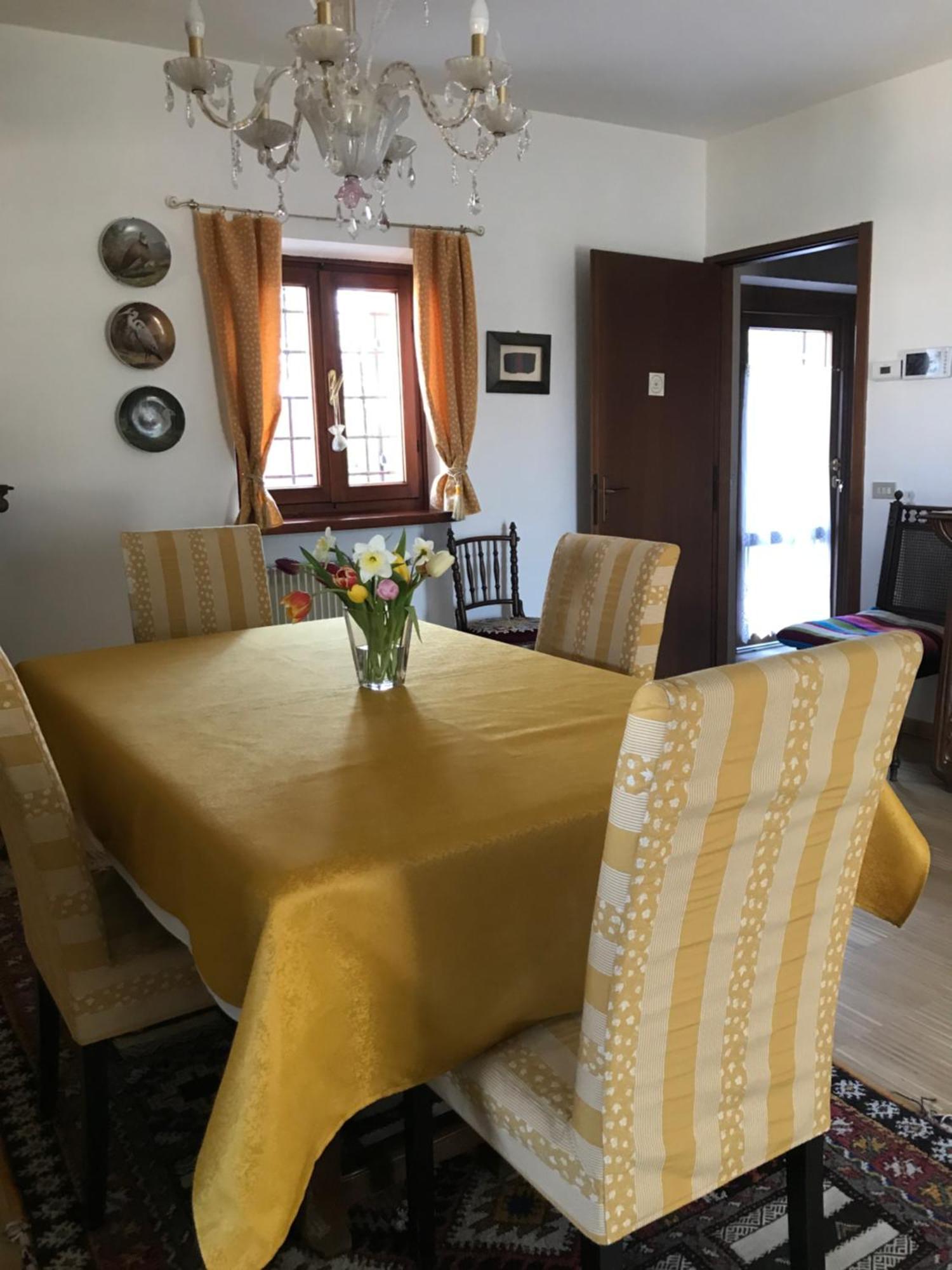 Una Casa Di Campagna Dossobuono Exterior foto